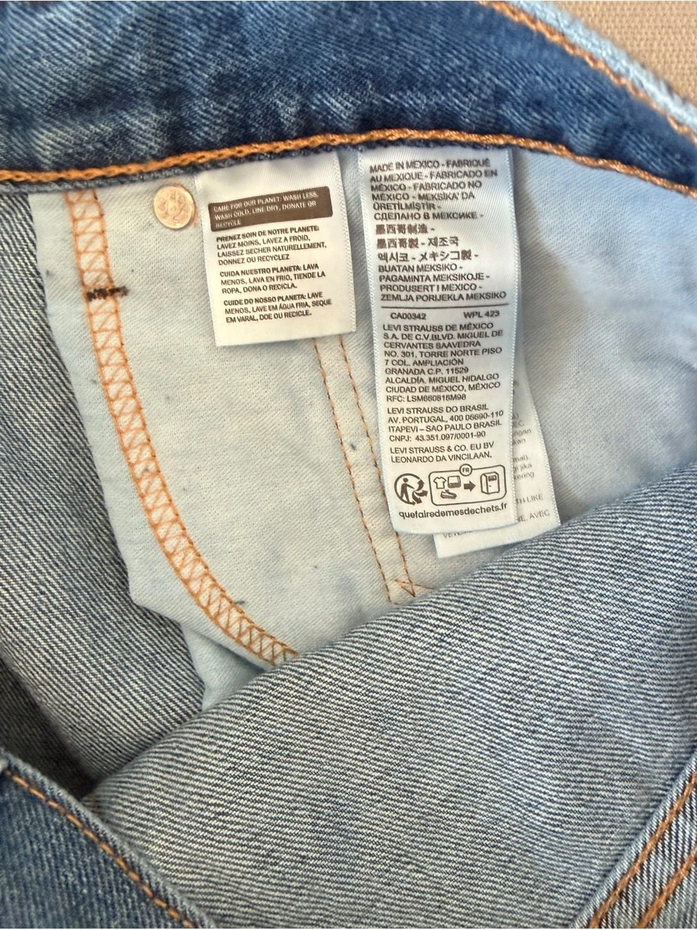 Levis classic straight